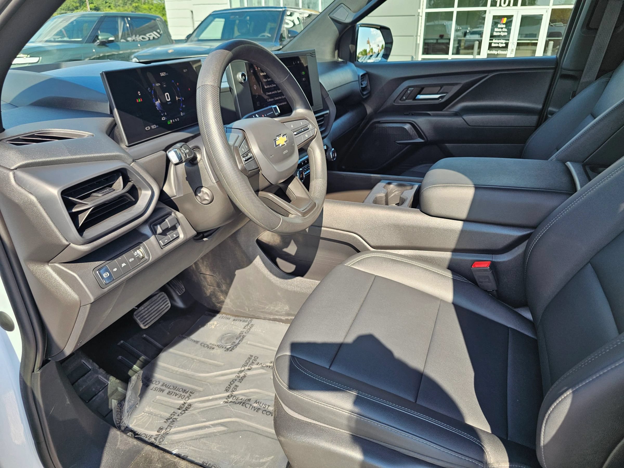 Used 2024 Chevrolet Silverado EV W/T AWD/4WD image 11