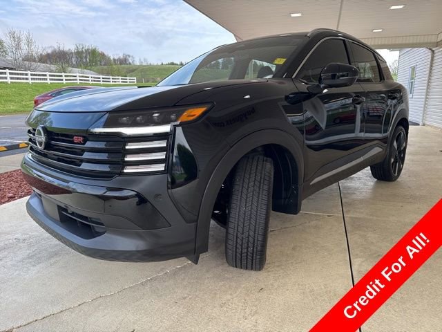 Used 2025 Nissan Kicks SR image 11