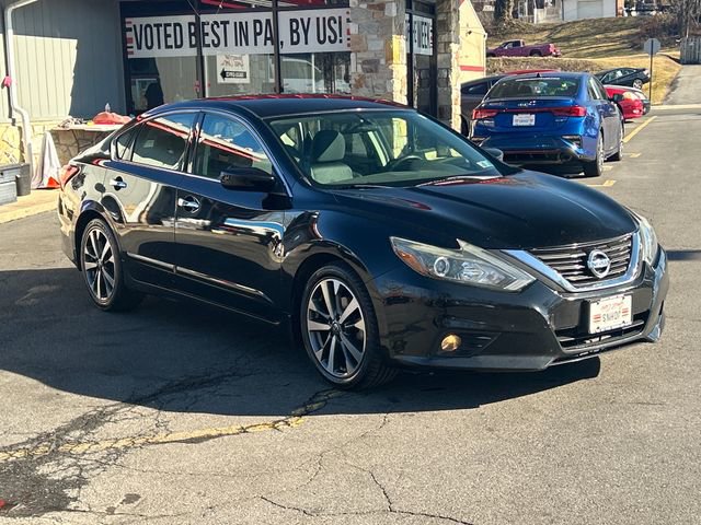 Used 2016 Nissan Altima 2.5 SR image 1