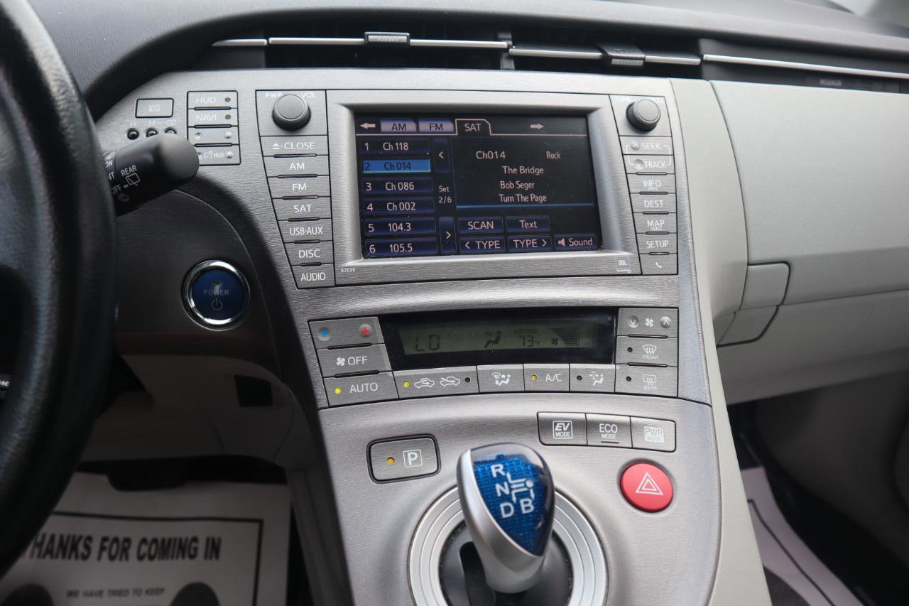 Used 2015 Toyota Prius Four w/ Deluxe Solar Roof Package image 74