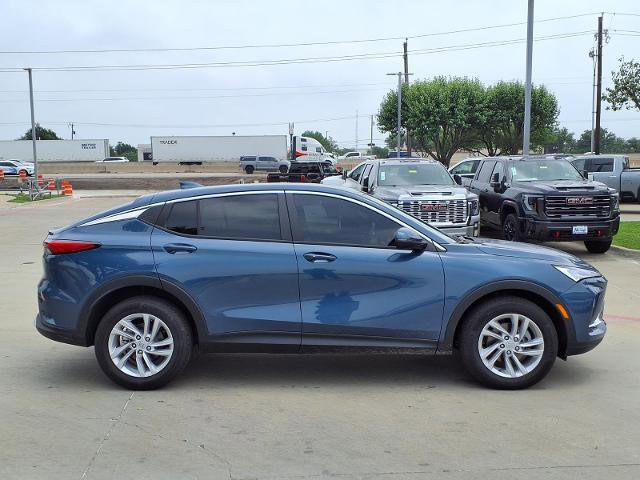 Used 2026 Buick Envista Preferred w/ Convenience I Package FWD image 2