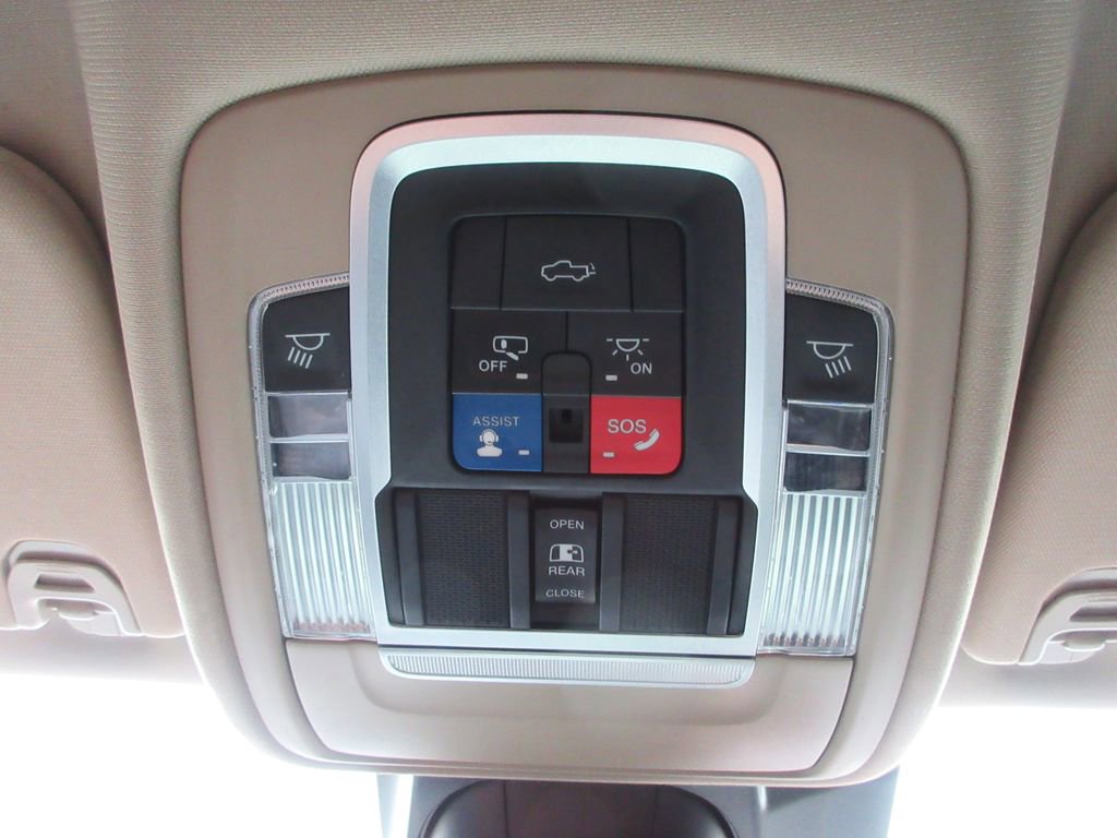 Used 2021 RAM 1500 Laramie image 35