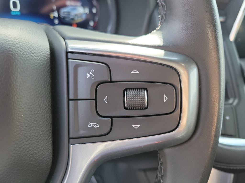 Used 2024 Chevrolet Suburban LT image 27