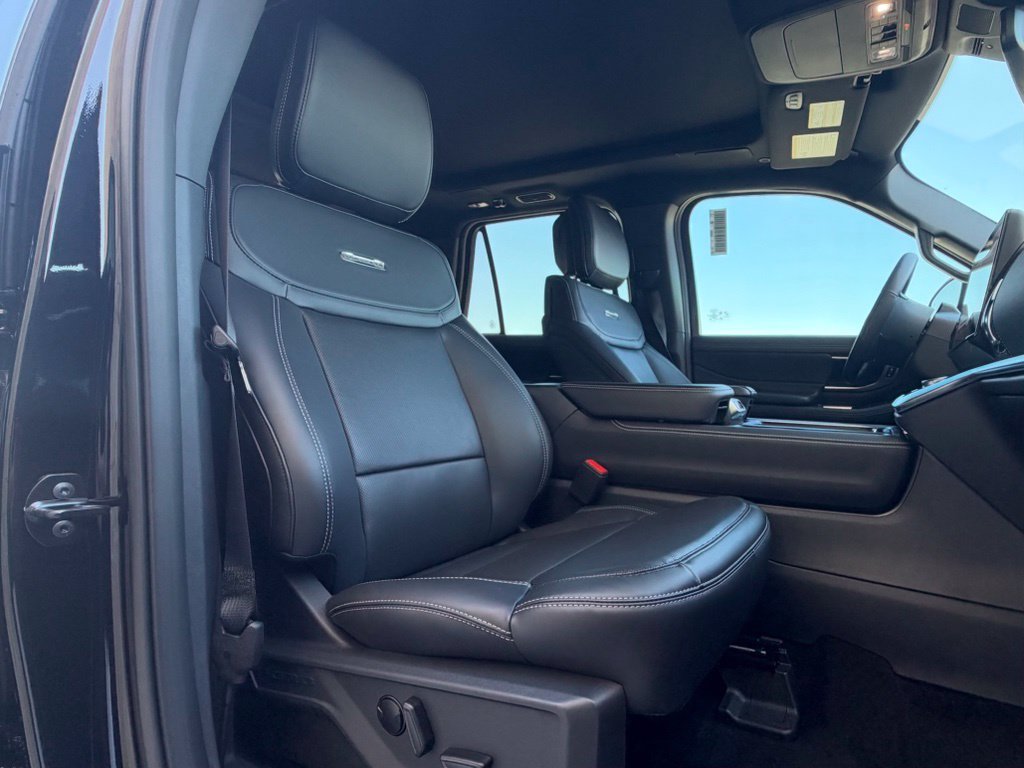 New 2027 Ford Expedition Max Platinum w/ Stealth Appearance Package AWD/4WD image 24