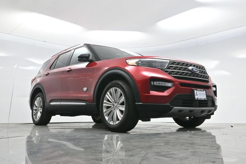 Used 2024 Ford Explorer King Ranch w/ Technology Package AWD/4WD image 62
