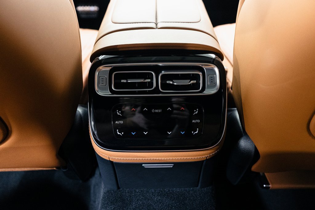 Used 2024 Mercedes-Benz S 63 AMG S image 32