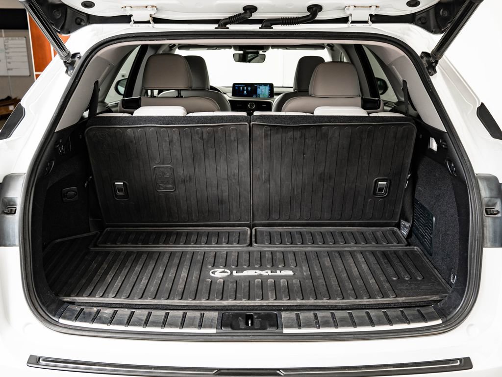 Used 2022 Lexus RX 450hL Luxury w/ Cold Area Package (CT) image 20
