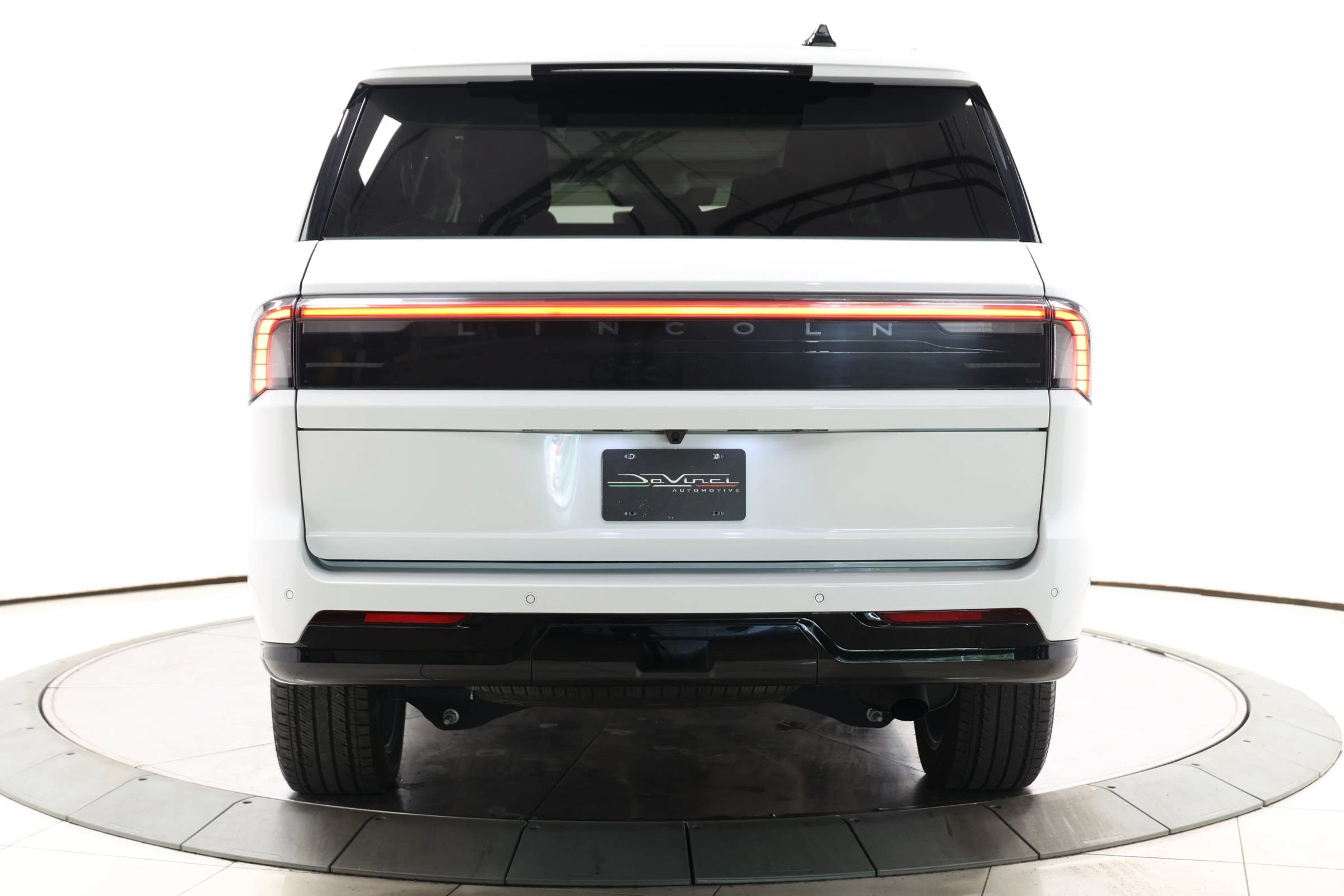 Used 2025 Lincoln Navigator Reserve AWD/4WD image 75