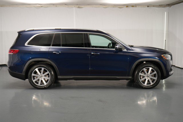 Used 2021 Mercedes-Benz GLS 450 4MATIC image 12