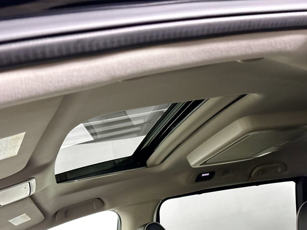 New 2026 Honda Odyssey Touring image 19