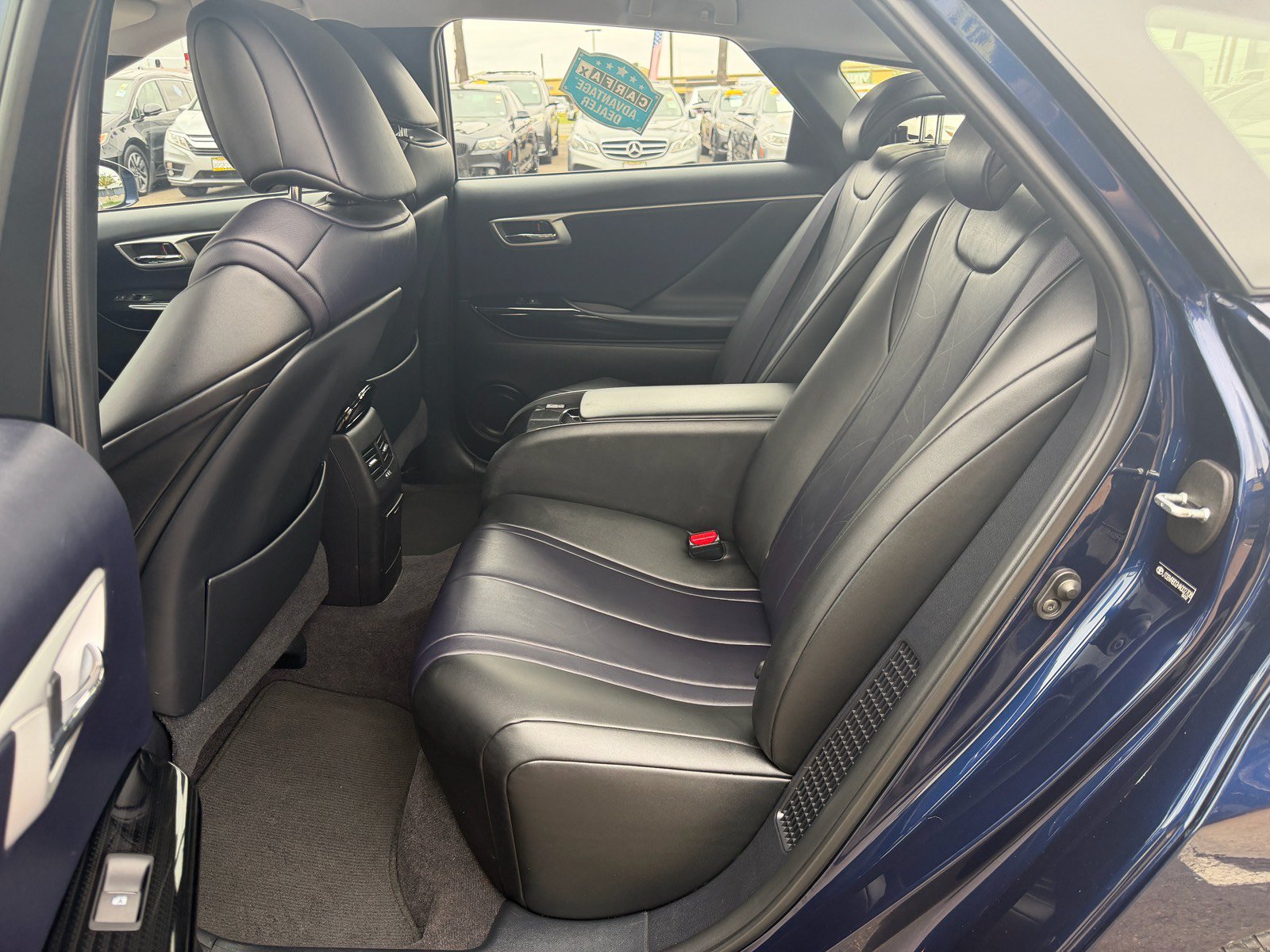 Used 2017 Toyota Mirai FWD image 10