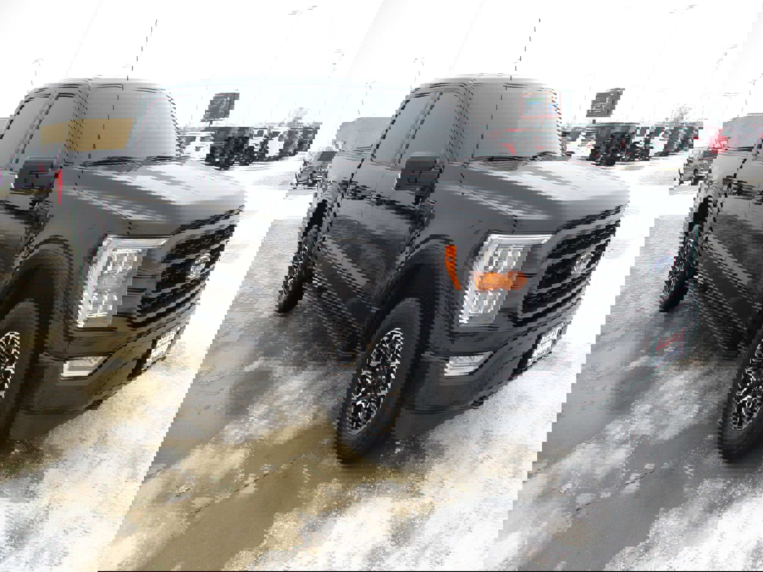 Used 2022 Ford F150 XLT w/ Equipment Group 302A High image 10