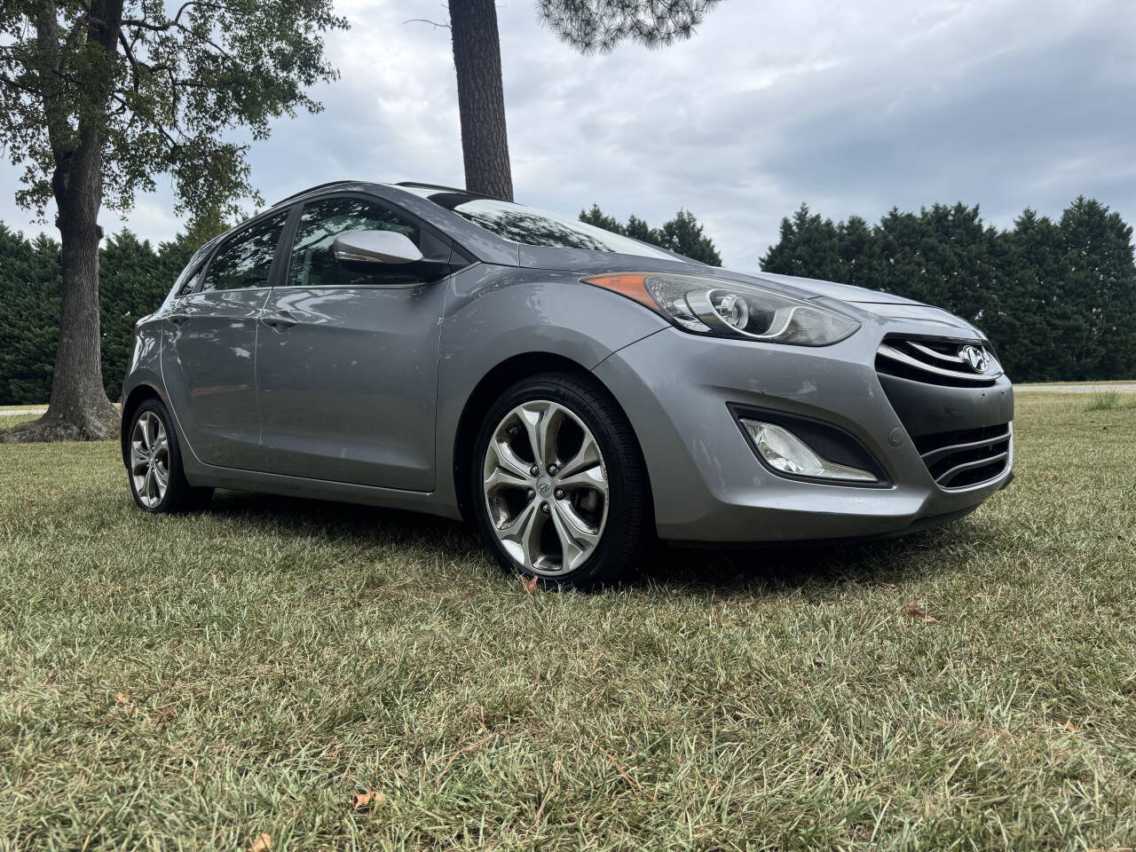 Used 2013 Hyundai Elantra GT w/ Style Pkg FWD image 6