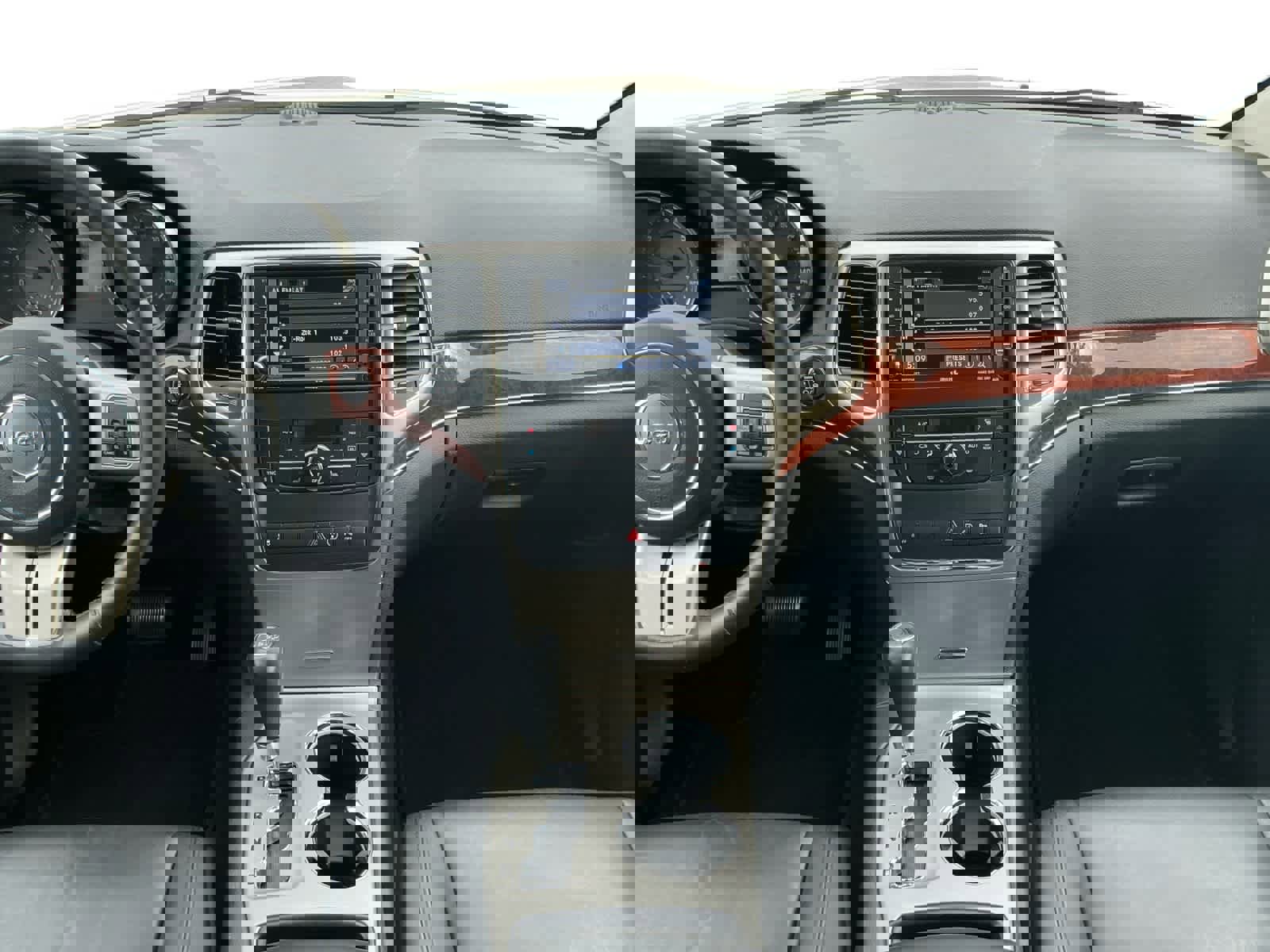 Used 2013 Jeep Grand Cherokee Limited RWD image 11