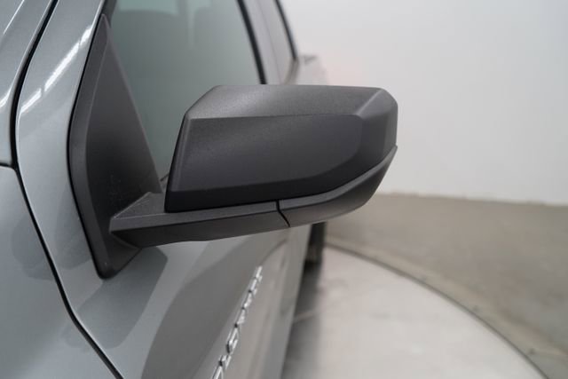 Used 2025 Chevrolet Colorado W/T image 76