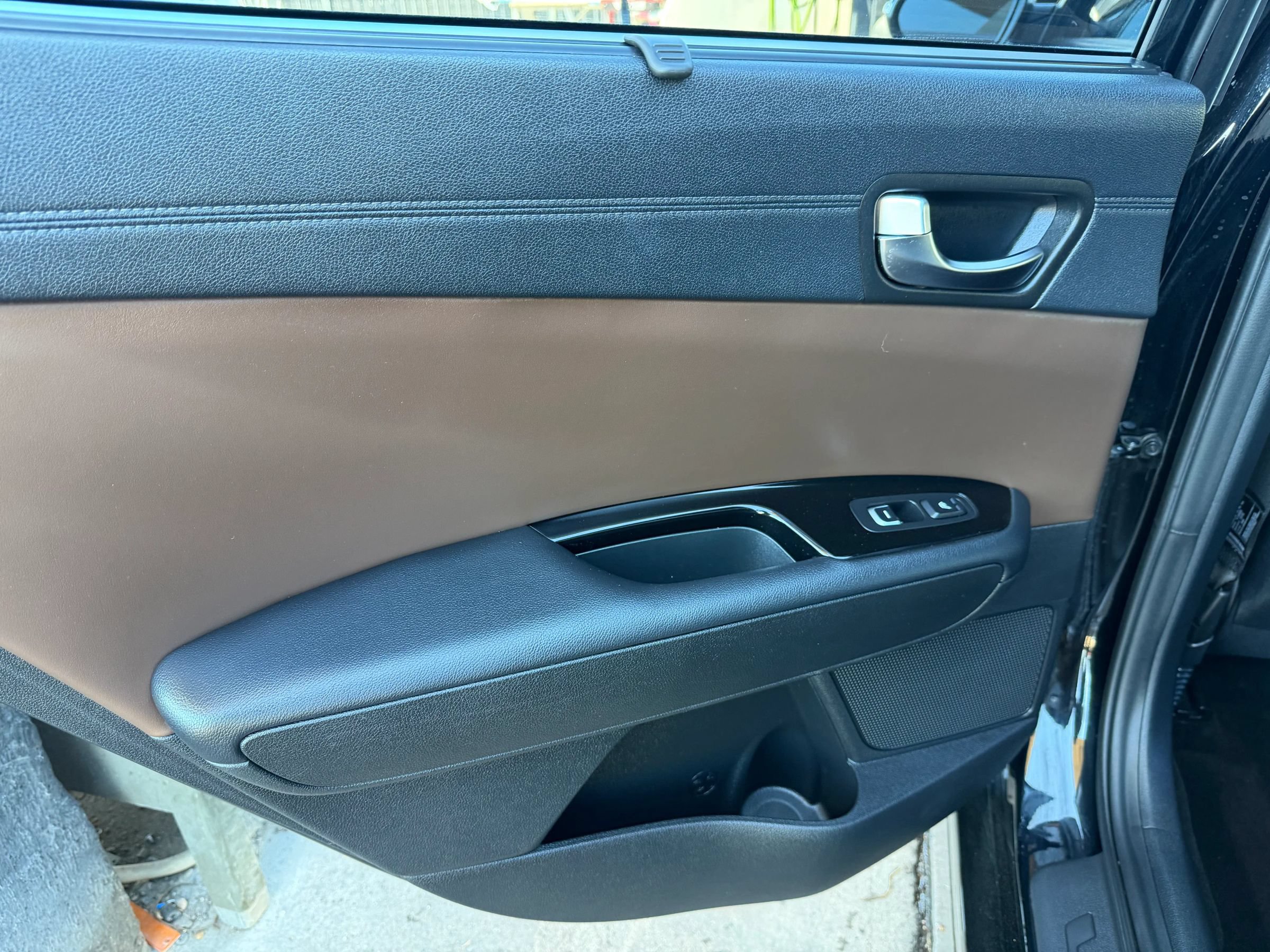 Used 2019 Kia Optima SX w/ SX Limited (Bronze) Package FWD image 12