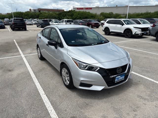 Used 2020 Nissan Versa S FWD image 7