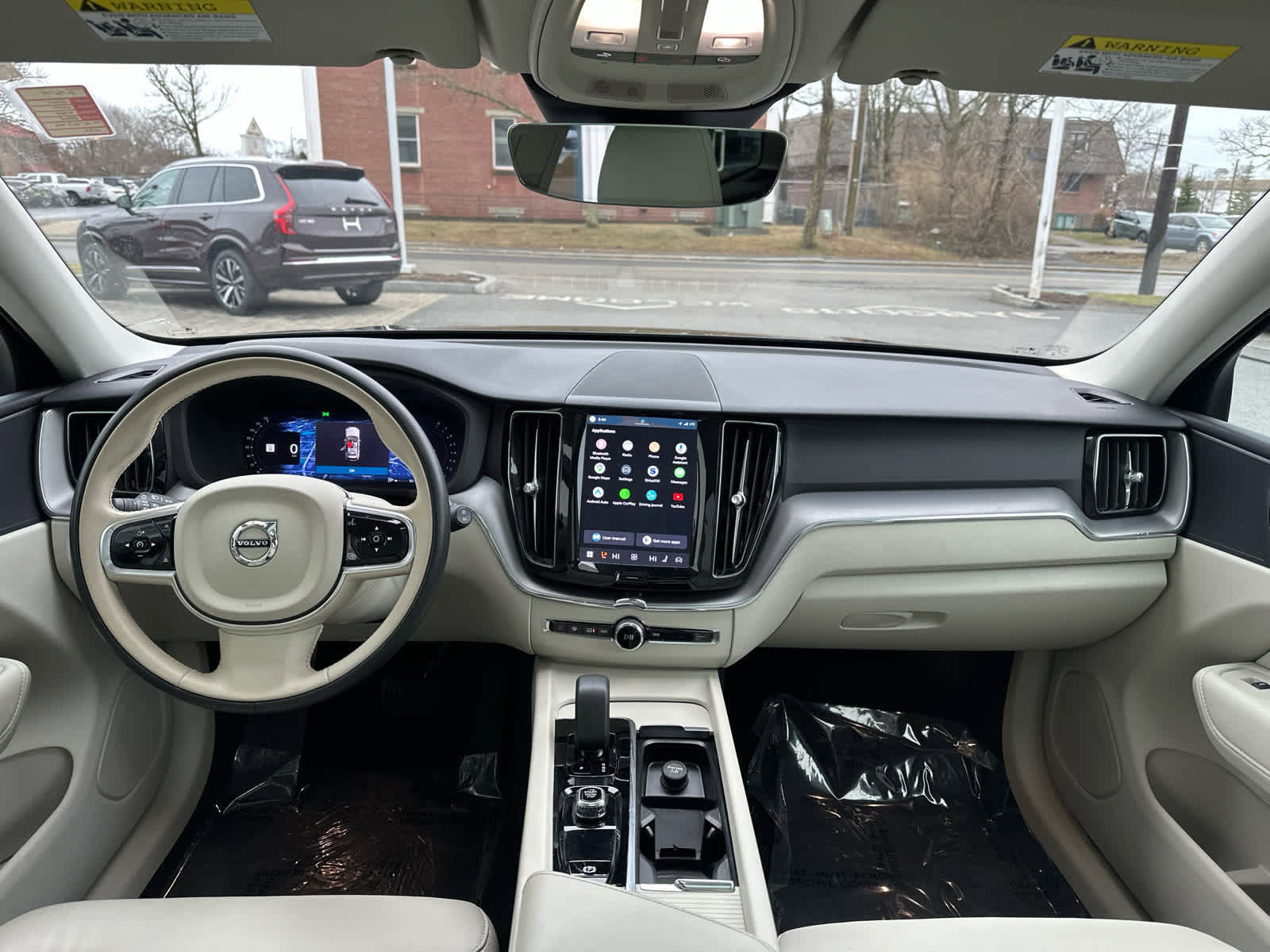 Used 2024 Volvo XC60 B5 Core w/ Climate Package image 29