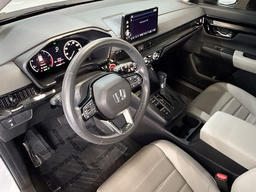 Used 2025 Honda CR-V EX-L image 13