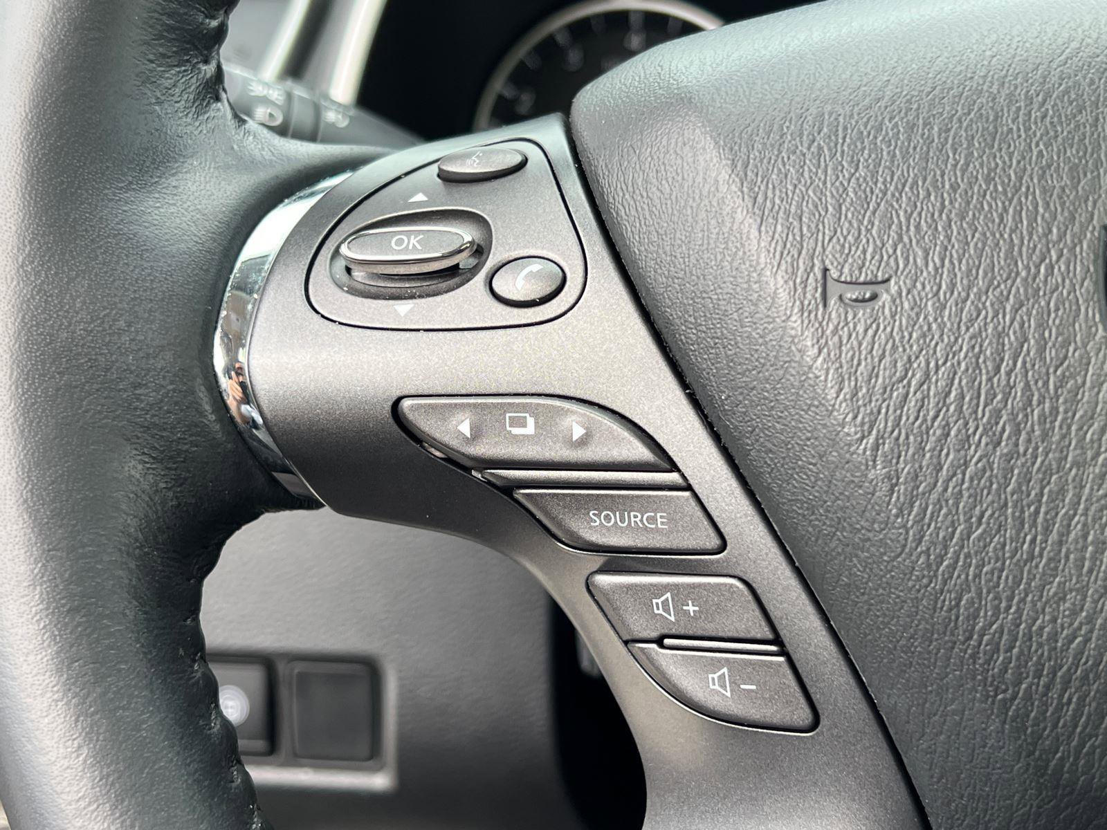 Used 2023 Nissan Murano Platinum w/ Cargo Package FWD image 25
