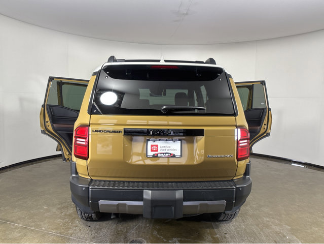 Used 2025 Toyota Land Cruiser image 19