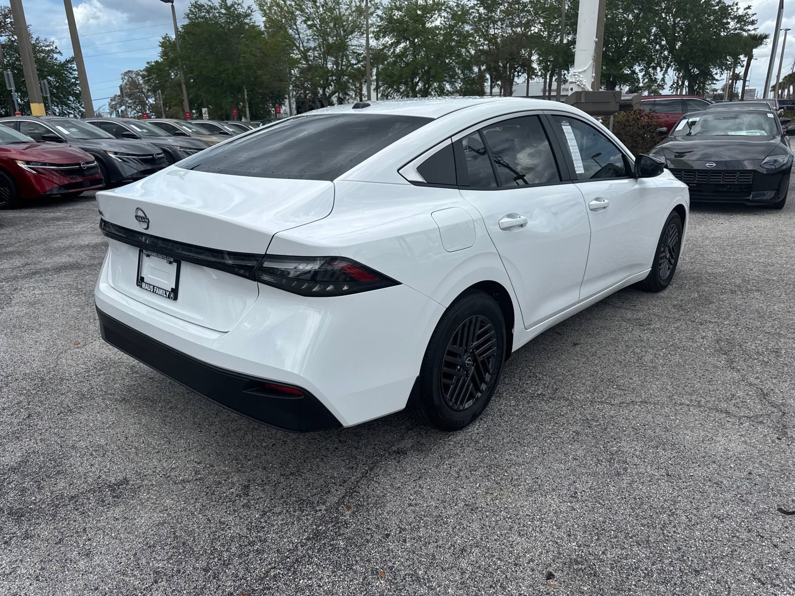 Certified 2026 Nissan Sentra SV w/ SV Convenience Package FWD image 5