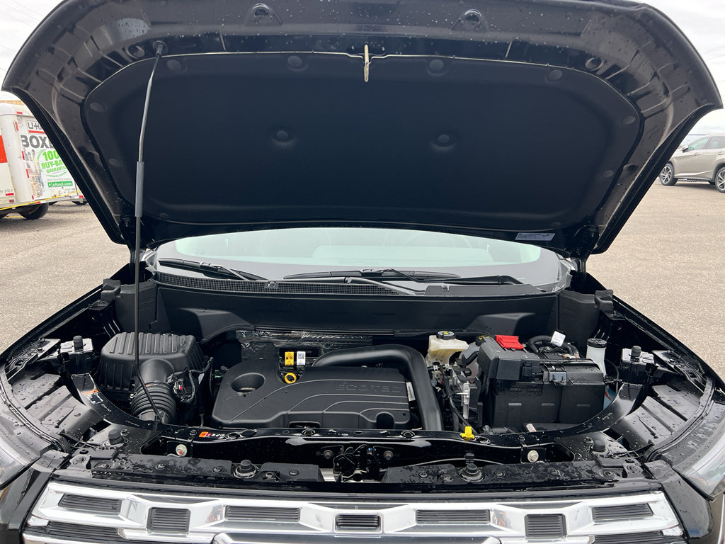 New 2026 GMC Terrain Denali w/ LPO, Black Badging Package image 12