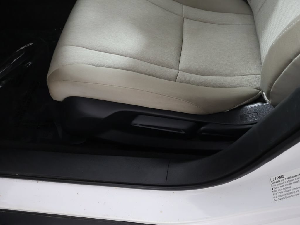 Used 2023 Honda Accord LX image 27