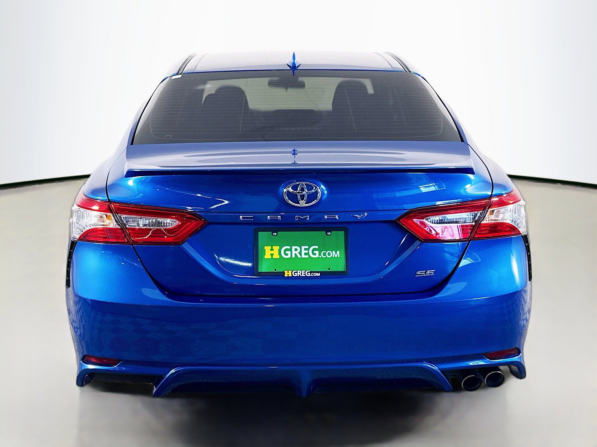 Used 2020 Toyota Camry SE w/ Carpet Mat Package image 8