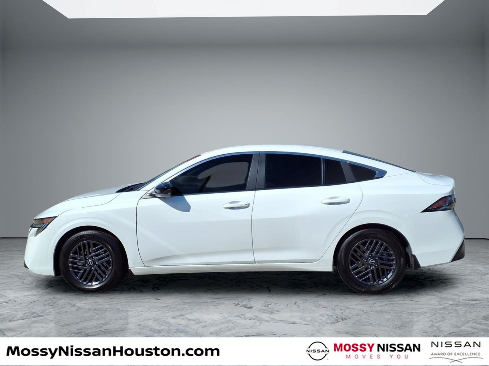 Certified 2026 Nissan Sentra SV w/ SV Convenience Package FWD image 5