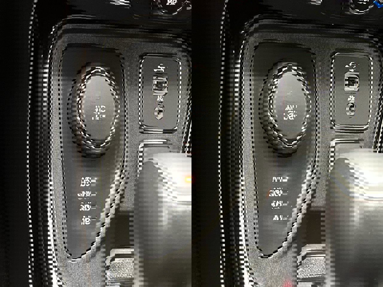 Used 2020 Jeep Compass Limited w/ Trailer Tow Group image 15