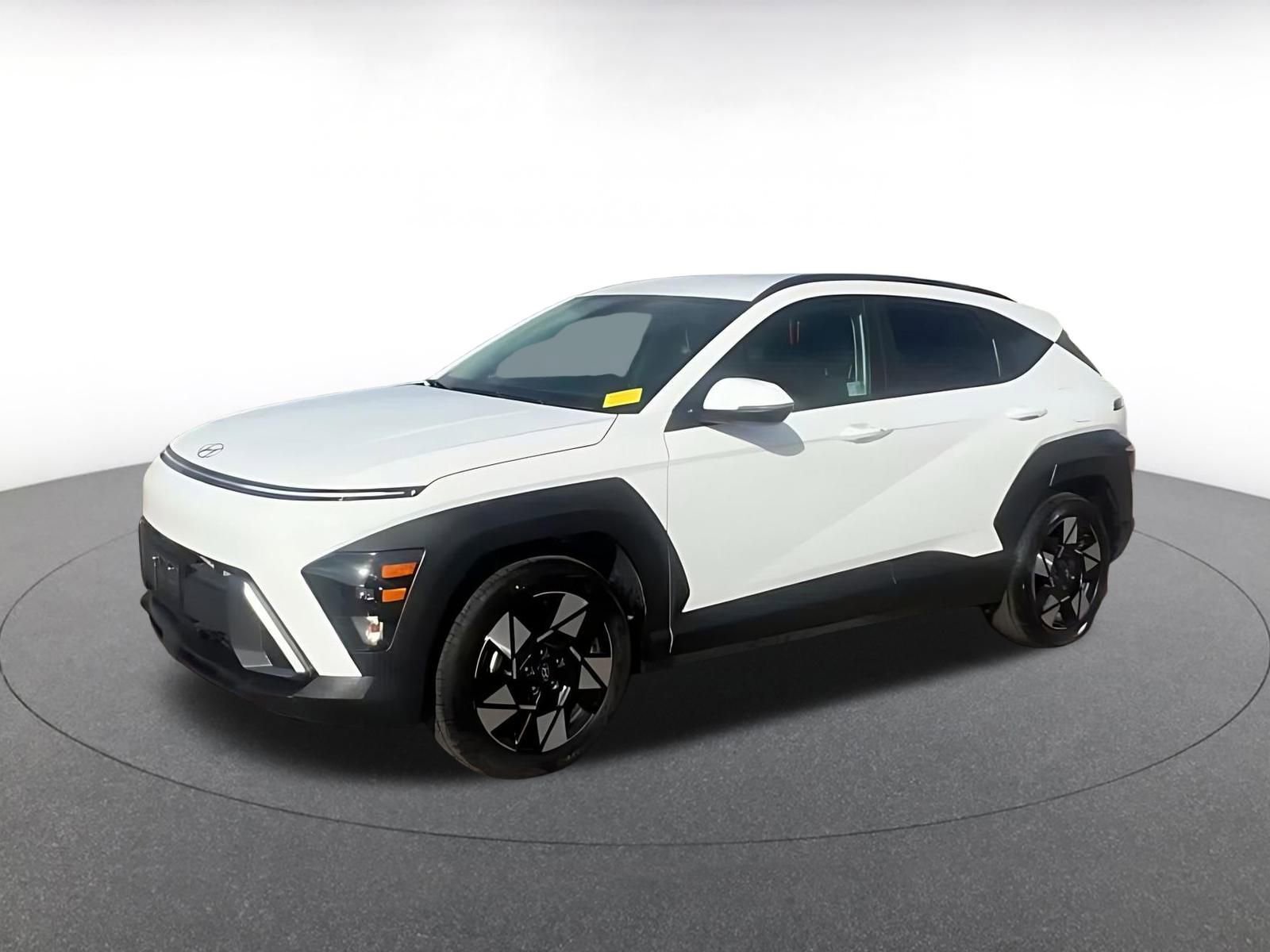 Used 2025 Hyundai Kona SEL image 8