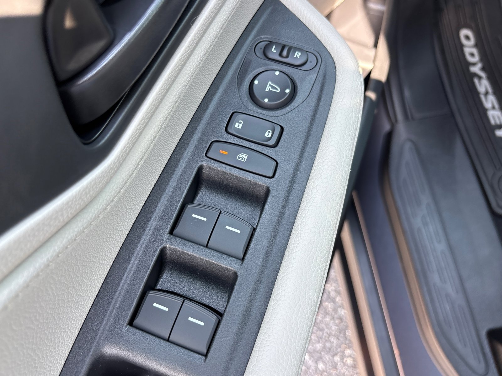 New 2026 Honda Odyssey EX-L image 22