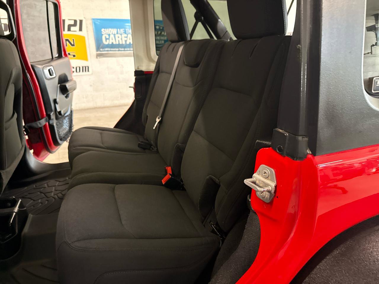 Used 2021 Jeep Wrangler Unlimited Sport image 31