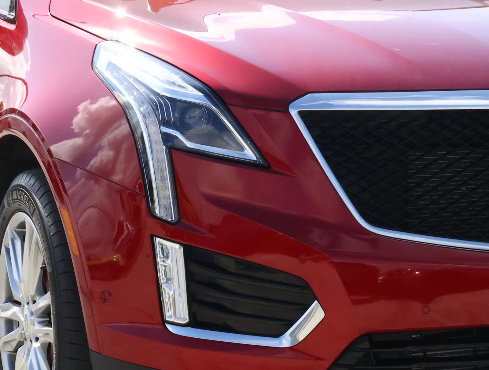 Certified 2023 Cadillac XT5 Sportv w/ Technology Package image 9