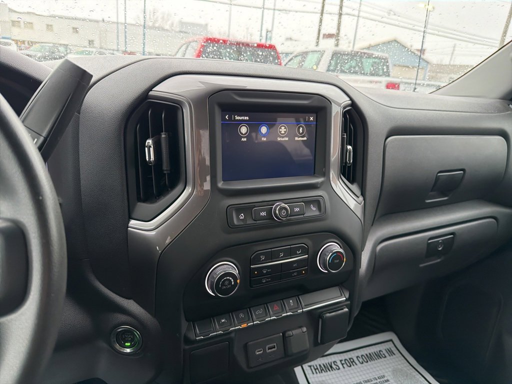 Certified 2023 Chevrolet Silverado 1500 Custom image 25