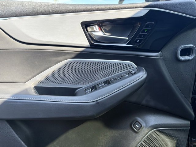 Used 2023 Acura MDX SH-AWD w/ Technology Package image 26