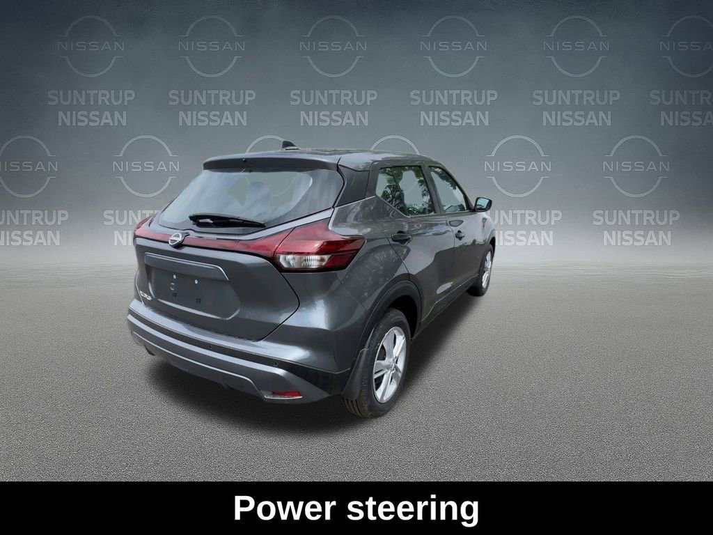 Used 2025 Nissan Kicks Play S image 10