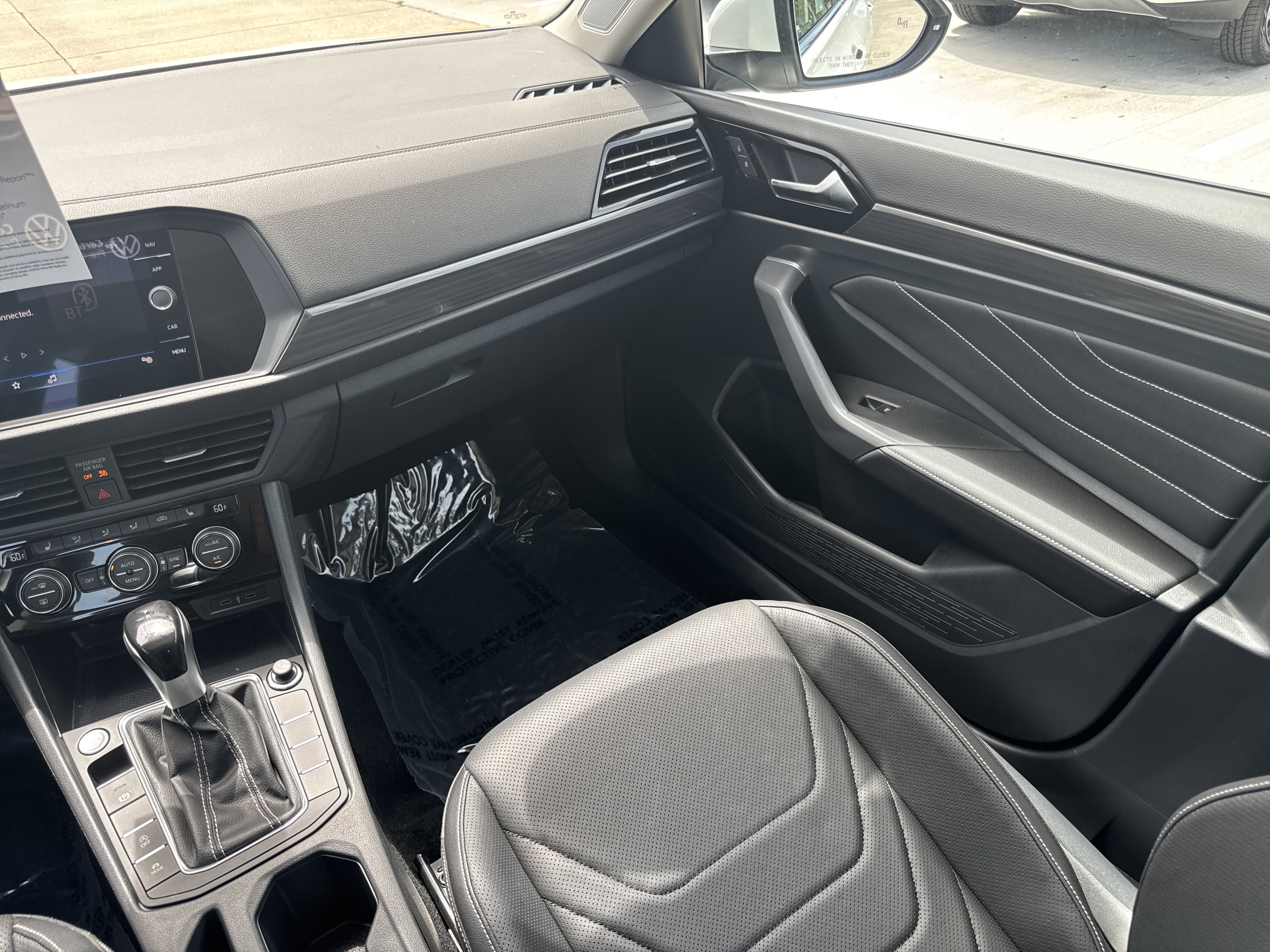 Used 2023 Volkswagen Jetta SEL FWD image 15
