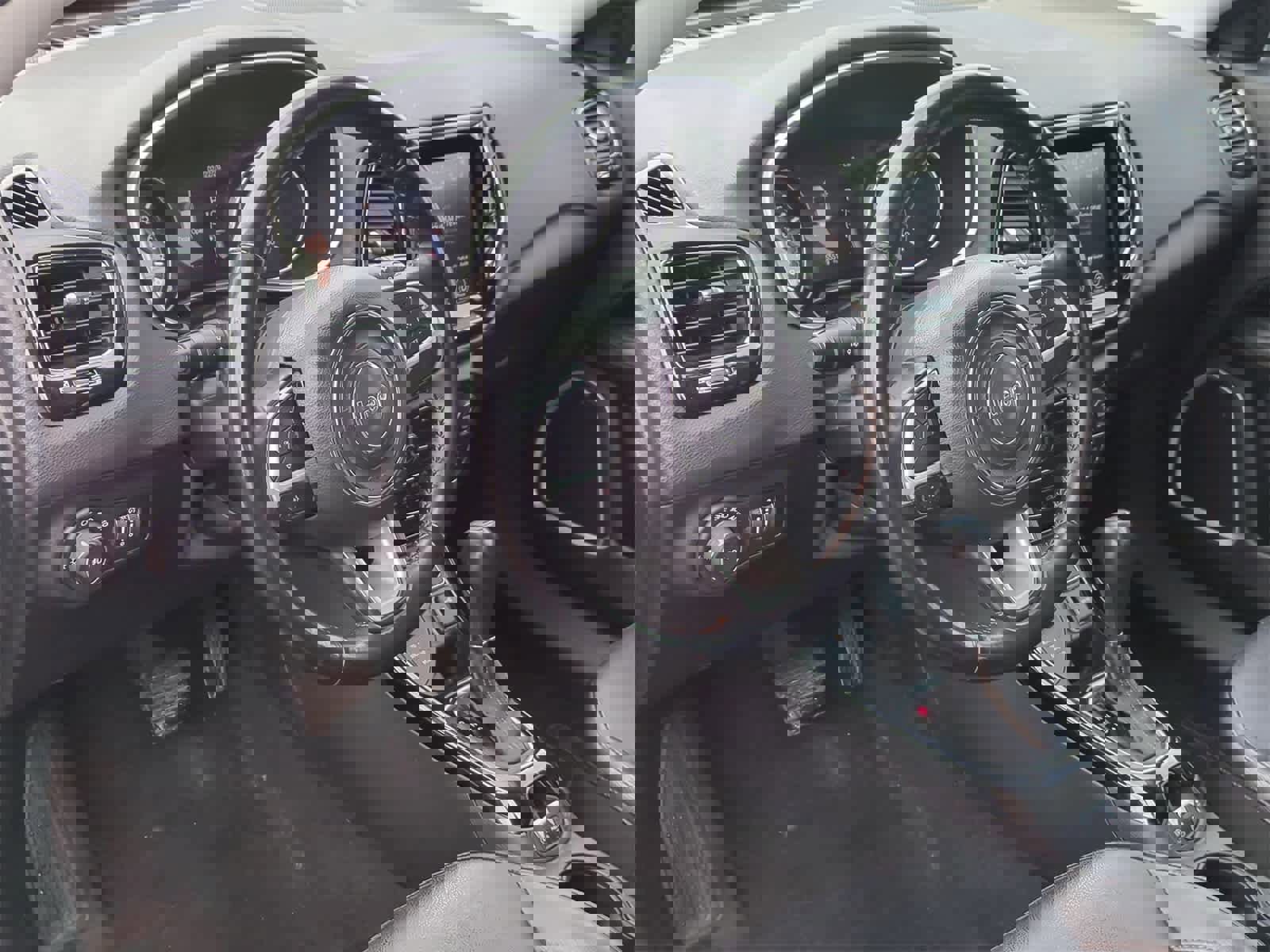 Used 2020 Jeep Compass Limited image 2