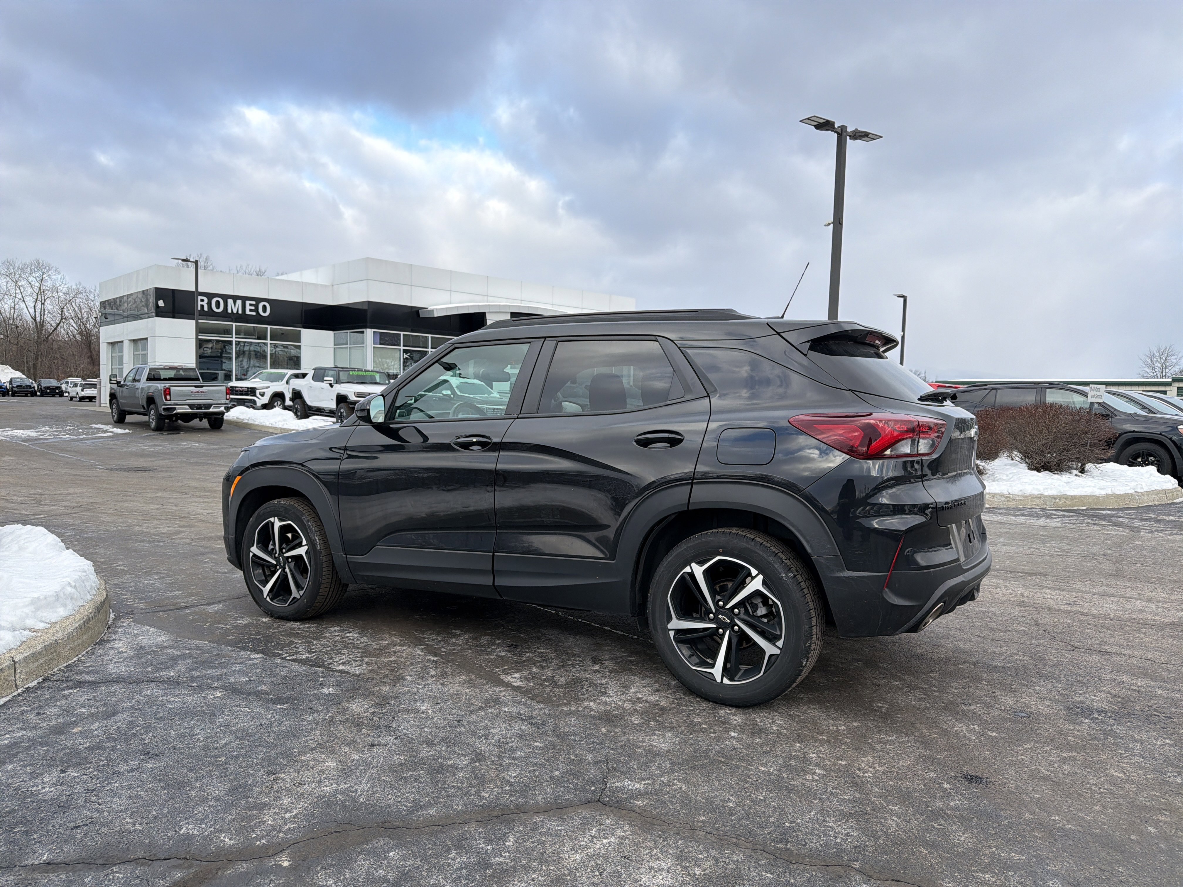 Used 2023 Chevrolet TrailBlazer RS w/ Technology Package image 8