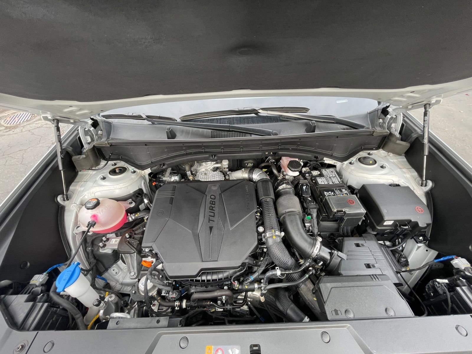 Used 2025 Hyundai Santa Fe SEL image 37