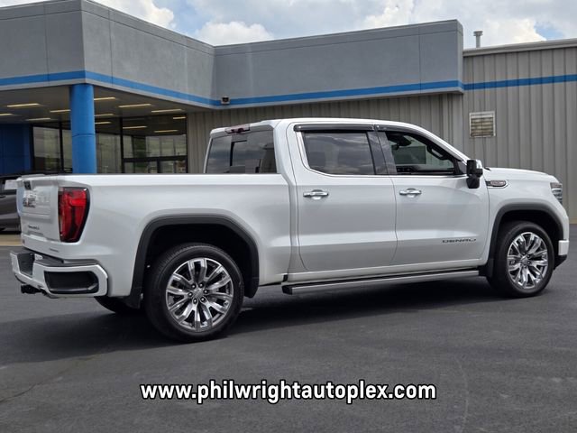 Used 2023 GMC Sierra 1500 Denali w/ Denali Reserve Package AWD/4WD image 3