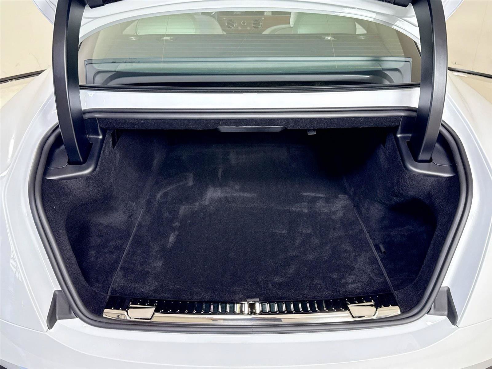 Used 2024 Rolls-Royce Spectre w/ Spectre Launch Package AWD/4WD image 25