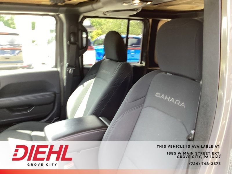 Used 2022 Jeep Wrangler Unlimited Sahara w/ Cold Weather Group AWD/4WD image 16