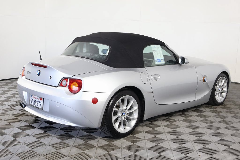 Used 2003 BMW Z4 2.5i RWD image 4