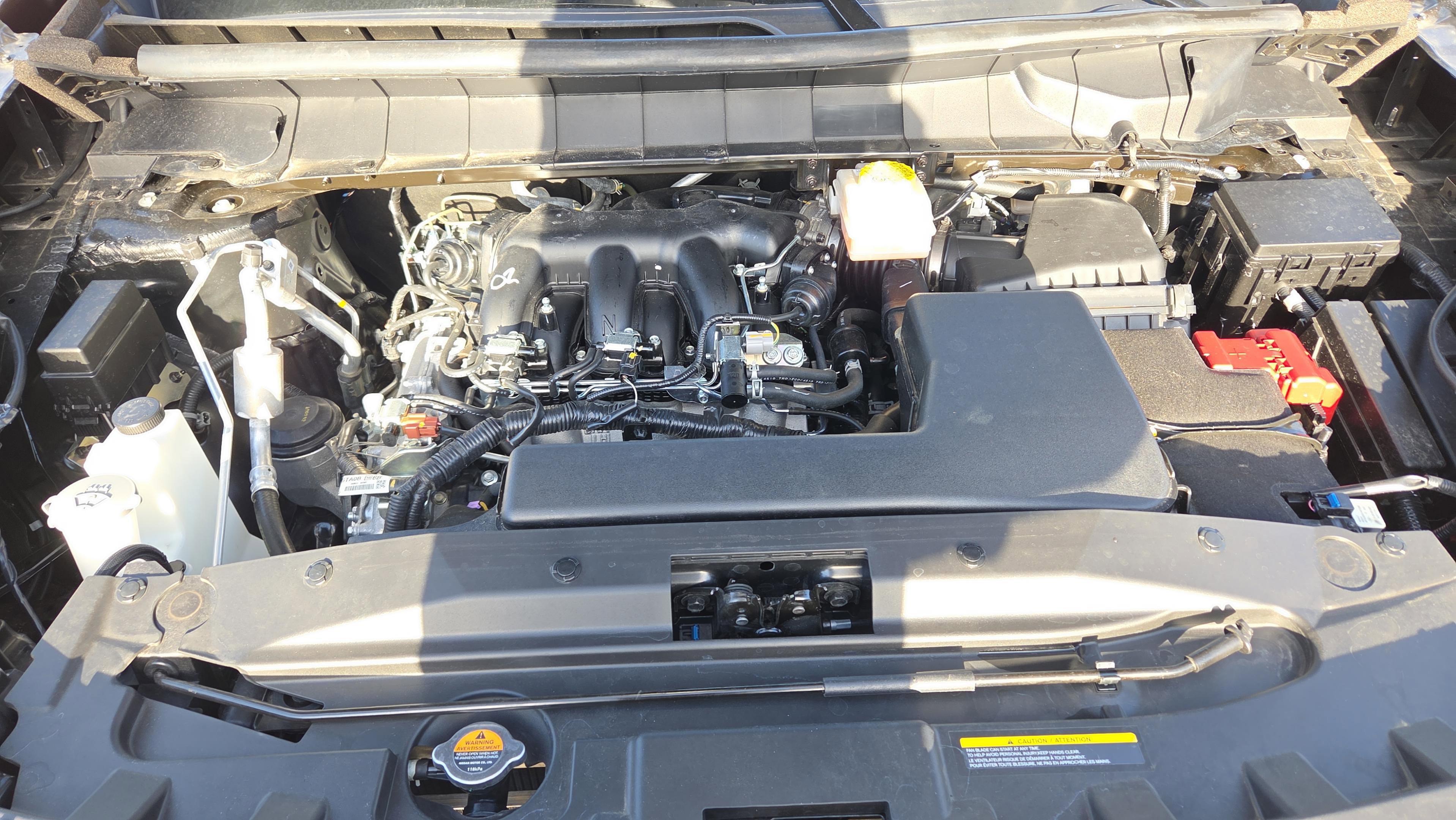 Certified 2025 Nissan Pathfinder SV image 21