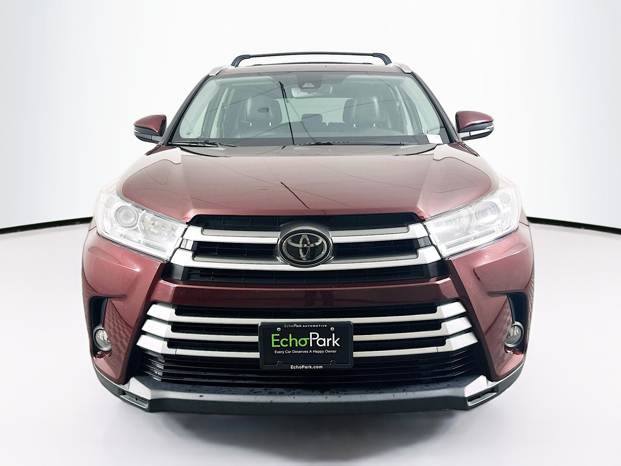 Used 2017 Toyota Highlander XLE AWD/4WD image 2