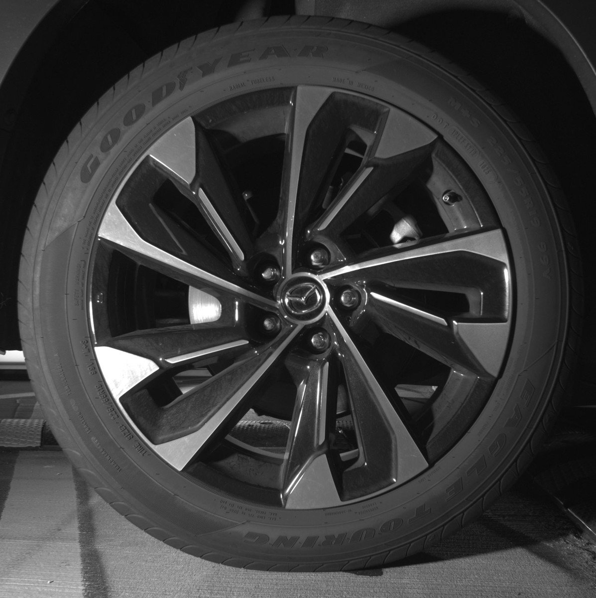 Used 2025 MAZDA CX-50 2.5 Hybrid w/ Premium Plus Pkg image 15