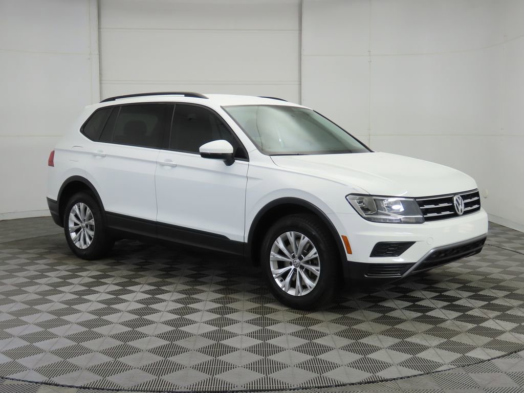 Used 2018 Volkswagen Tiguan S image 3